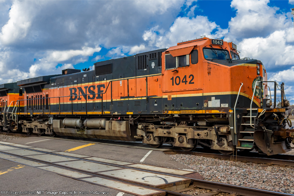 BNSF 1042